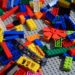 Investície ako investícia aneb malí podnikatelia a nadšenci sa našli v Lego investíciách